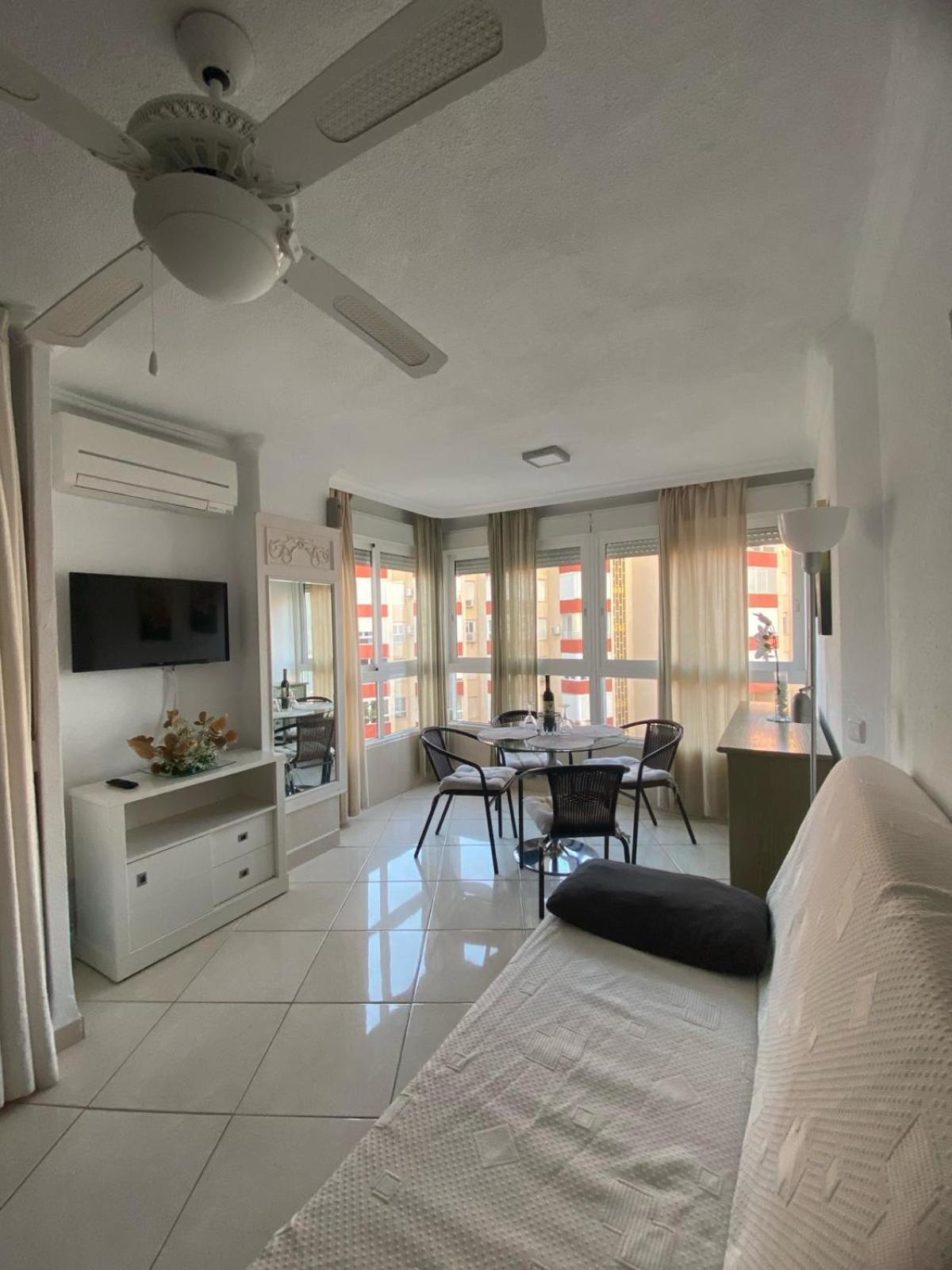 Apartamento Frente Al Mar Torrox Extérieur photo
